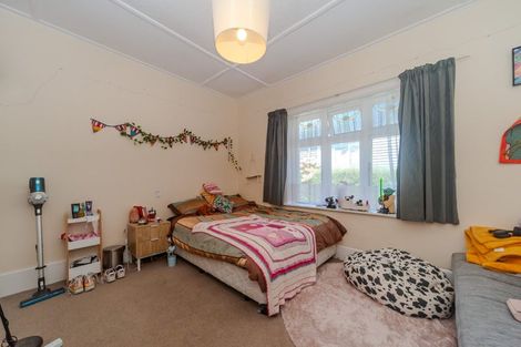 Photo of property in 9 Rolleston Street, Mount Cook, Wellington, 6021