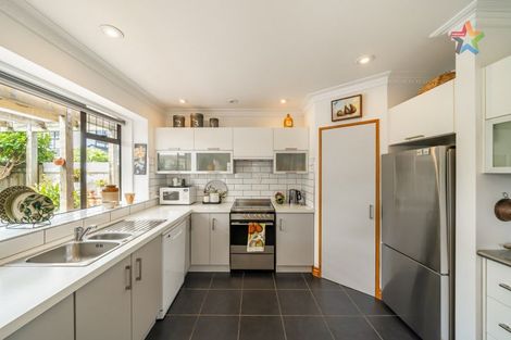 Photo of property in 2/17 Puriri Street, Woburn, Lower Hutt, 5010