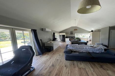 Photo of property in 33 Brigham Creek Road, Whenuapai, Auckland, 0618