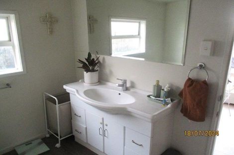 Photo of property in 26 Silvester Street, Woolston, Christchurch, 8023