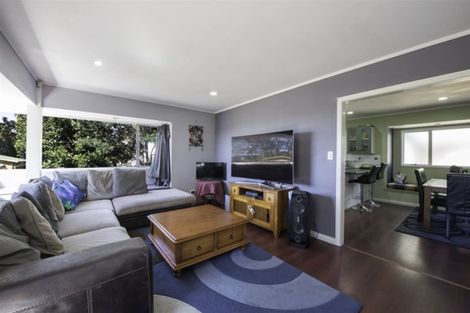 Photo of property in 299a Don Buck Road, Massey, Auckland, 0614