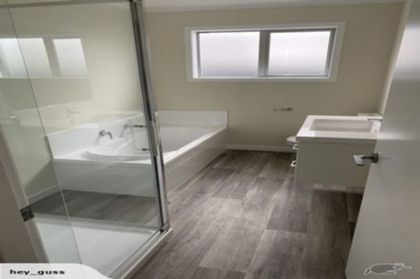 Photo of property in 12 Pateke Drive, Takanini, 2112