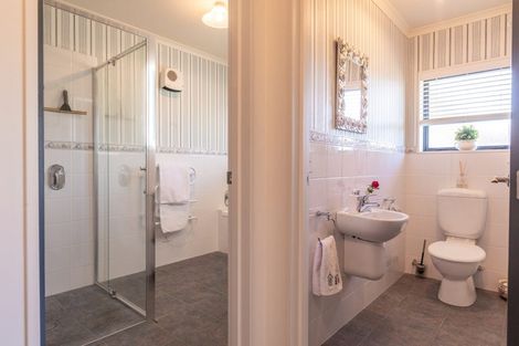 Photo of property in 15 Monarch Place, Paraparaumu Beach, Paraparaumu, 5032