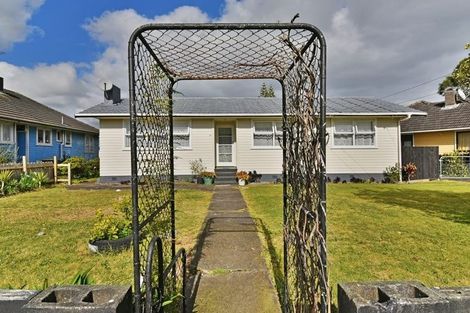 Photo of property in 32 Tyrone Street, Otara, Auckland, 2023