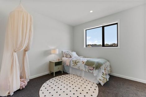 Photo of property in 32 Dunn Street, Lake Hawea, 9382