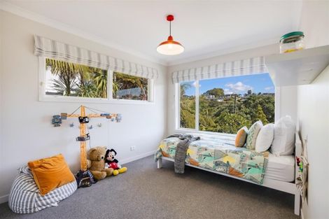 Photo of property in 61 Braemar Road, Castor Bay, Auckland, 0620