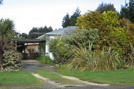 Photo of property in 14 Bay View Road, Woodend, Invercargill, 9877