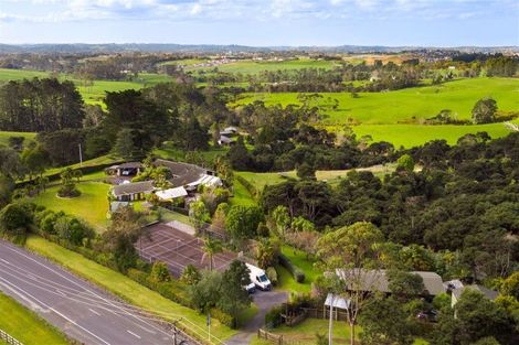 Photo of property in 185 Red Hills Road, Massey, Henderson, 0782