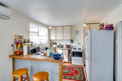 Photo of property in 9 Currie Street, Greenmeadows, Napier, 4112