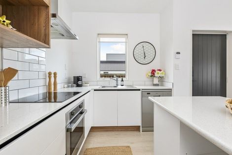 Photo of property in 129 Tarapuka Road, Westgate, Auckland, 0814