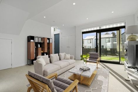 Photo of property in 11 Frank Gill Road, Hobsonville, Auckland, 0616