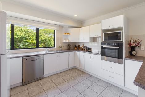 Photo of property in 29 Carnoustie Drive, Wattle Downs, Auckland, 2103