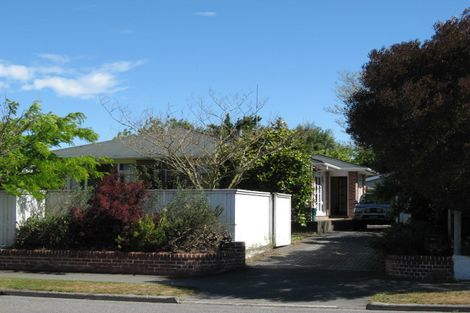 Photo of property in 81 Staveley Street, Avonhead, Christchurch, 8042