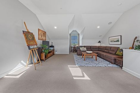 Photo of property in 24 Leneford Drive, East Tamaki, Auckland, 2013