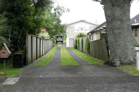Photo of property in 16 Hogan Street, Pukekohe, 2120