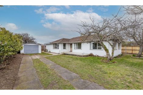 Photo of property in 32 Woodgrove Avenue, North New Brighton, Christchurch, 8083