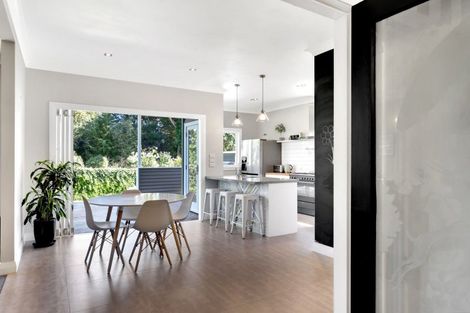 Photo of property in 6 Yule Grove, Greytown, 5712