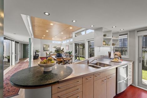Photo of property in 294 Park Road, Hokowhitu, Palmerston North, 4410