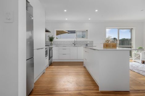 Photo of property in 169 Manly Street, Paraparaumu Beach, Paraparaumu, 5032