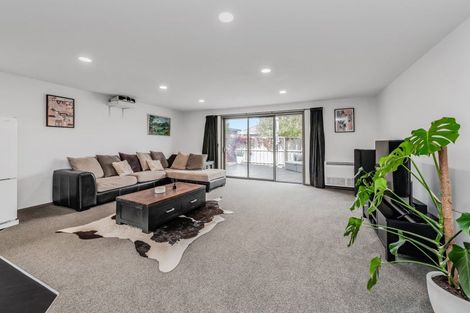 Photo of property in 46 Shillingford Boulevard, Rolleston, 7615