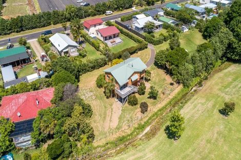 Photo of property in 25 Pa Road, Hahei, Whitianga, 3591