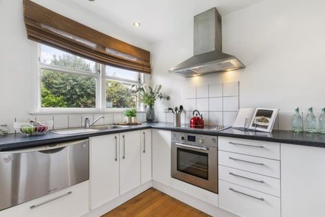 Photo of property in 2/14 Edison Place, Saint Heliers, Auckland, 1071