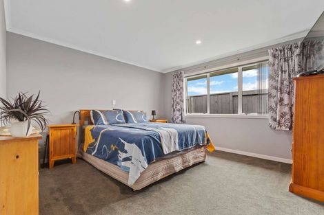 Photo of property in 6 Kuakua Close, Papamoa Beach, Papamoa, 3118