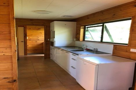 Photo of property in 12 Delshaw Avenue, Stanmore Bay, Whangaparaoa, 0932