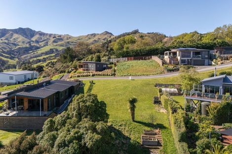 Photo of property in 5 Totara Drive, Duvauchelle, 7581