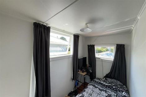 Photo of property in 160 Seaview Road, Westown, New Plymouth, 4310