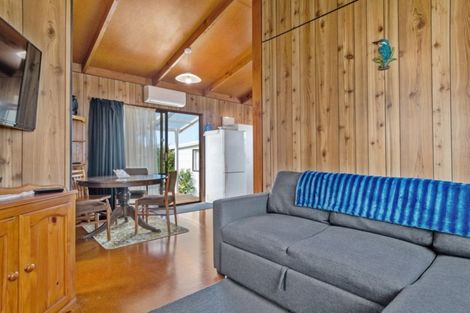 Photo of property in 4a Roretana Drive, Athenree, Katikati, 3177