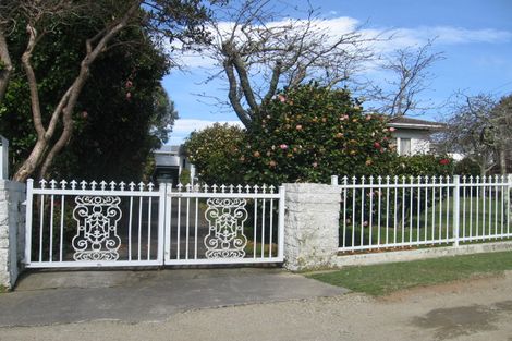 Photo of property in 5 Hollies Crescent, Johnsonville, Wellington, 6037