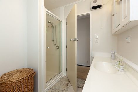 Photo of property in 11b Falla Street, Paraparaumu Beach, Paraparaumu, 5032