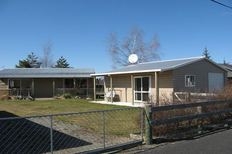 Photo of property in 18 Glencairn Road, Twizel, 7901