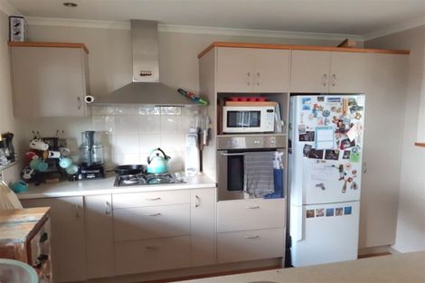 Photo of property in 49 Village Park Drive, Welcome Bay, Tauranga, 3112