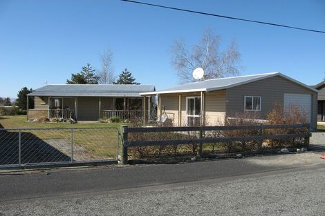 Photo of property in 18 Glencairn Road, Twizel, 7901