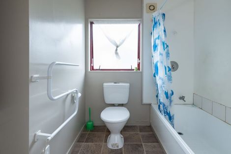 Photo of property in 8 Beech Place, Owhata, Rotorua, 3010