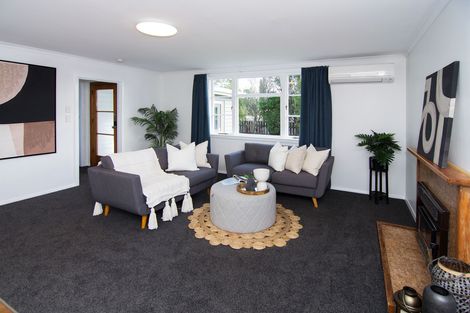 Photo of property in 226 High Street North, Carterton, 5713