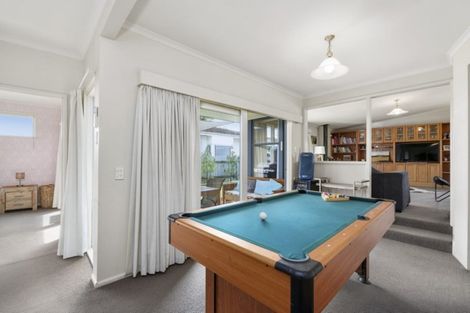 Photo of property in 111 Havelock Road, Havelock North, 4130