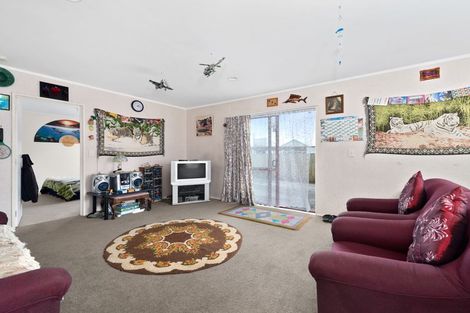 Photo of property in 8 Beech Place, Owhata, Rotorua, 3010