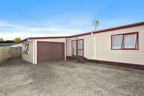 Photo of property in 8 Beech Place, Owhata, Rotorua, 3010