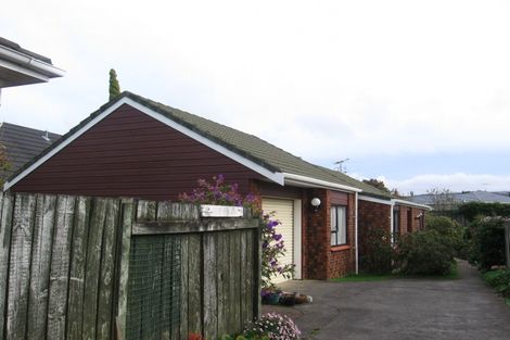 Photo of property in 9a Raymond Terrace, Fairfield, Lower Hutt, 5011