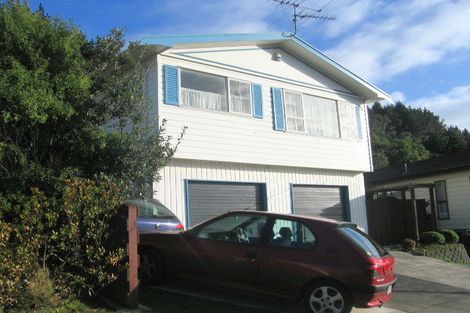 Photo of property in 34 Fyvie Avenue, Tawa, Wellington, 5028