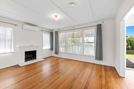 Photo of property in 62 Waipani Road, Te Atatu Peninsula, Auckland, 0610