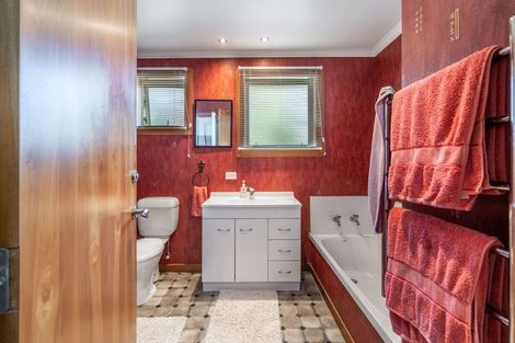 Photo of property in 71 Paisley Street, Kew, Invercargill, 9812