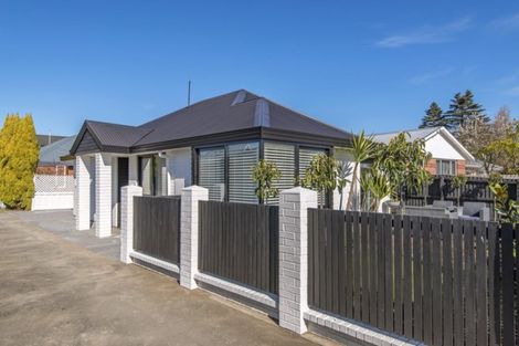 Photo of property in 10 Blighs Road, Strowan, Christchurch, 8052
