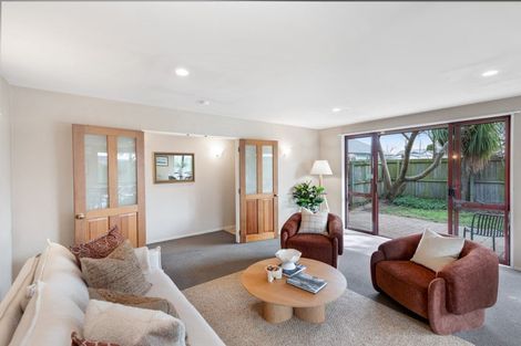 Photo of property in 2/172 Langdons Road, Northcote, Christchurch, 8052
