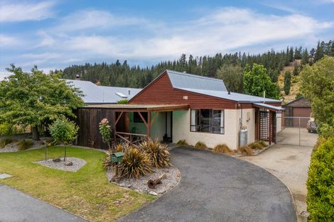 Photo of property in 17 Arnott Street, Alexandra, 9320