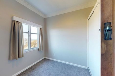 Photo of property in 168 The Ridgeway, Mornington, Wellington, 6021