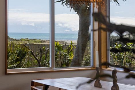 Photo of property in 16 Tui Street, Ahipara, Kaitaia, 0481